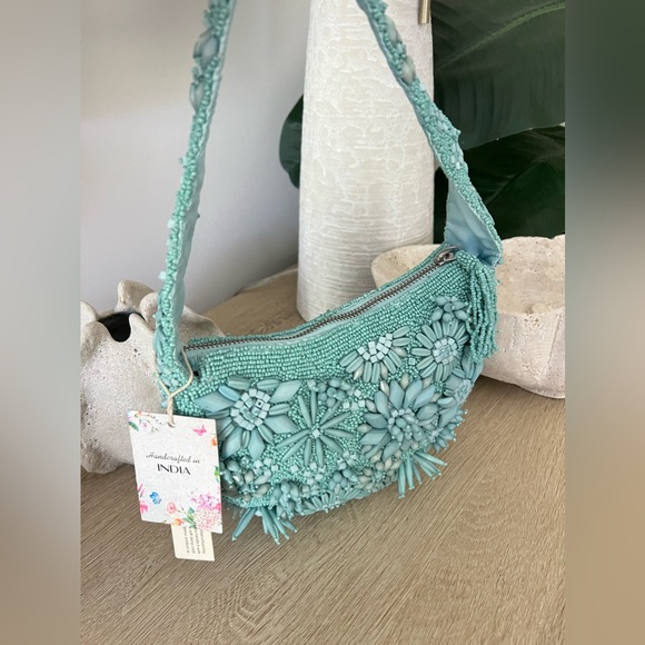 NWT Viral Blue Beaded Shoulder Bag w/ Flower Detail Handcrafted in India - Picture 6 of 10